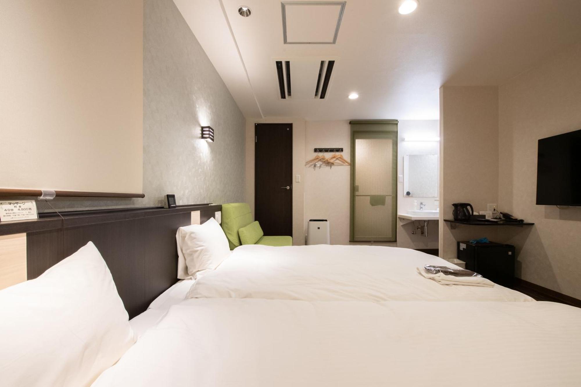 Ueno First City Hotel Токио Экстерьер фото