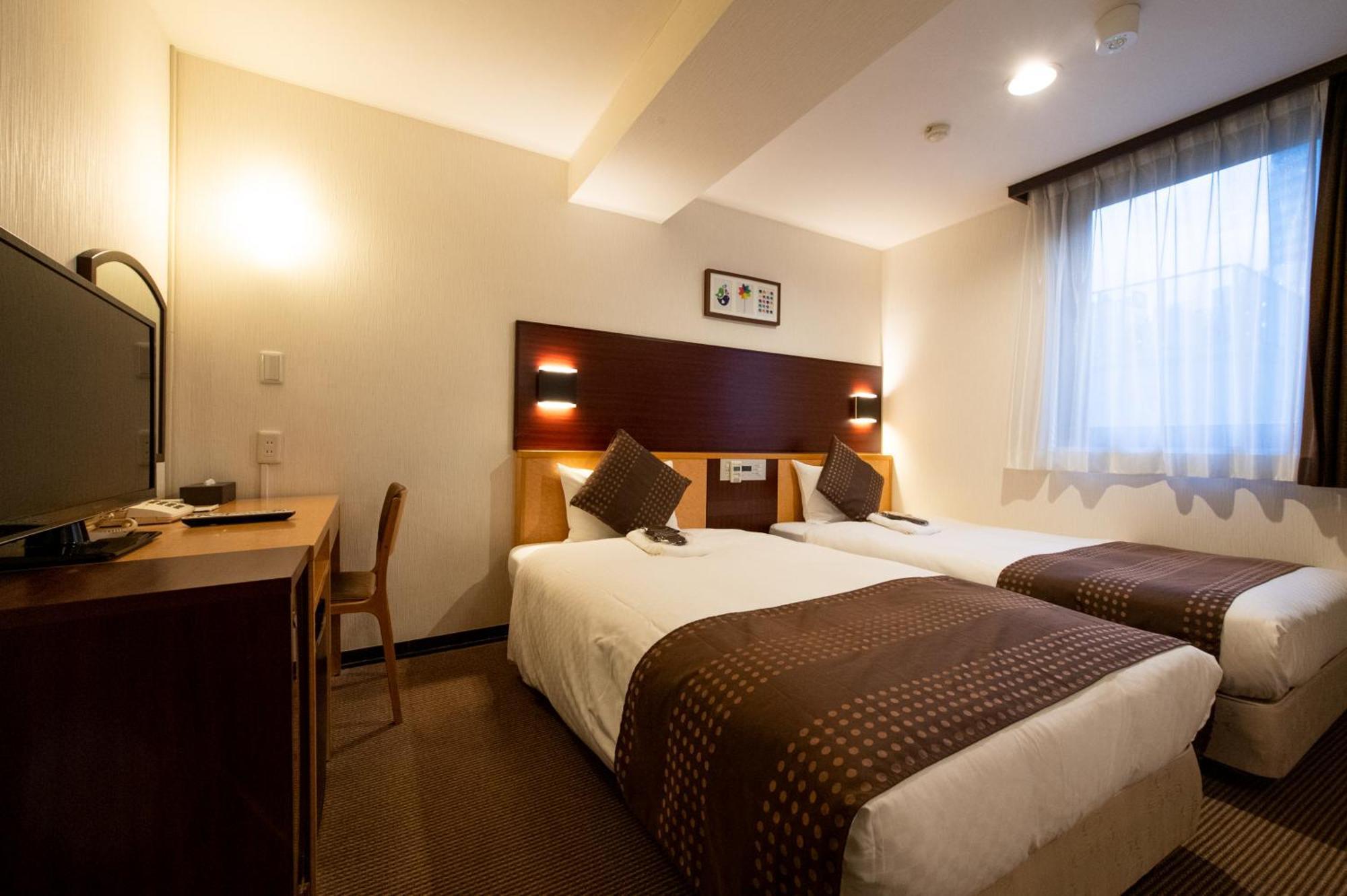 Ueno First City Hotel Токио Экстерьер фото