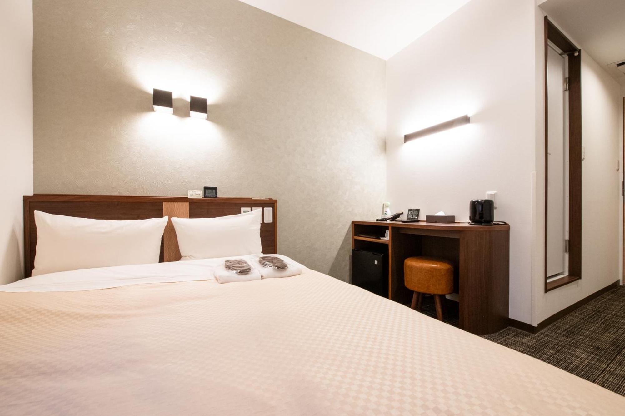 Ueno First City Hotel Токио Экстерьер фото